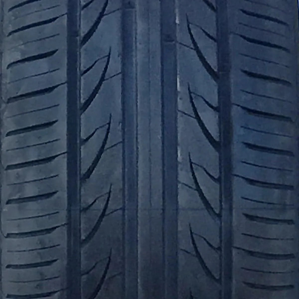 Set of 4 225/40R18 92W XL All Season Ultra High Performance Tires C355