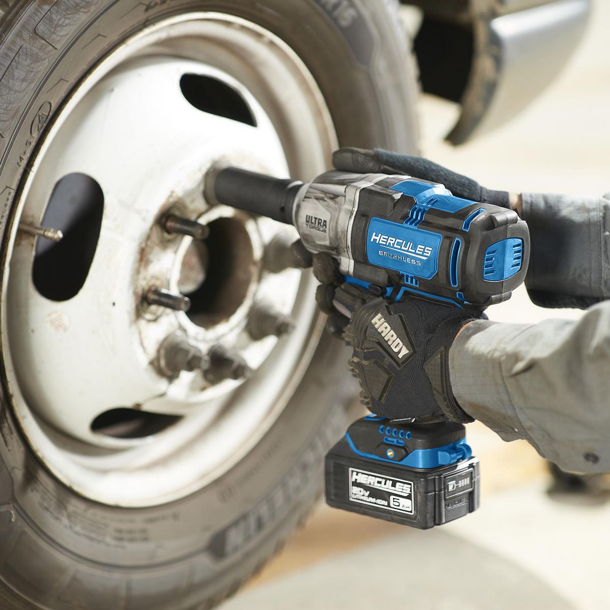 20V Brushless Cordless 3/4 in. Ultra Torque Impact Wrench with Friction Ring Q24006