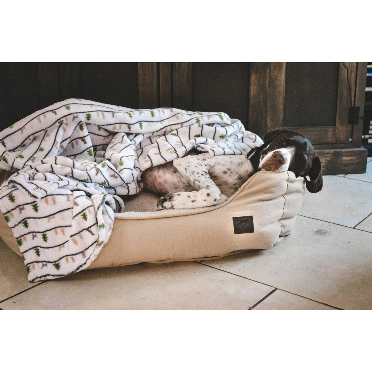 Bolster Bed I854