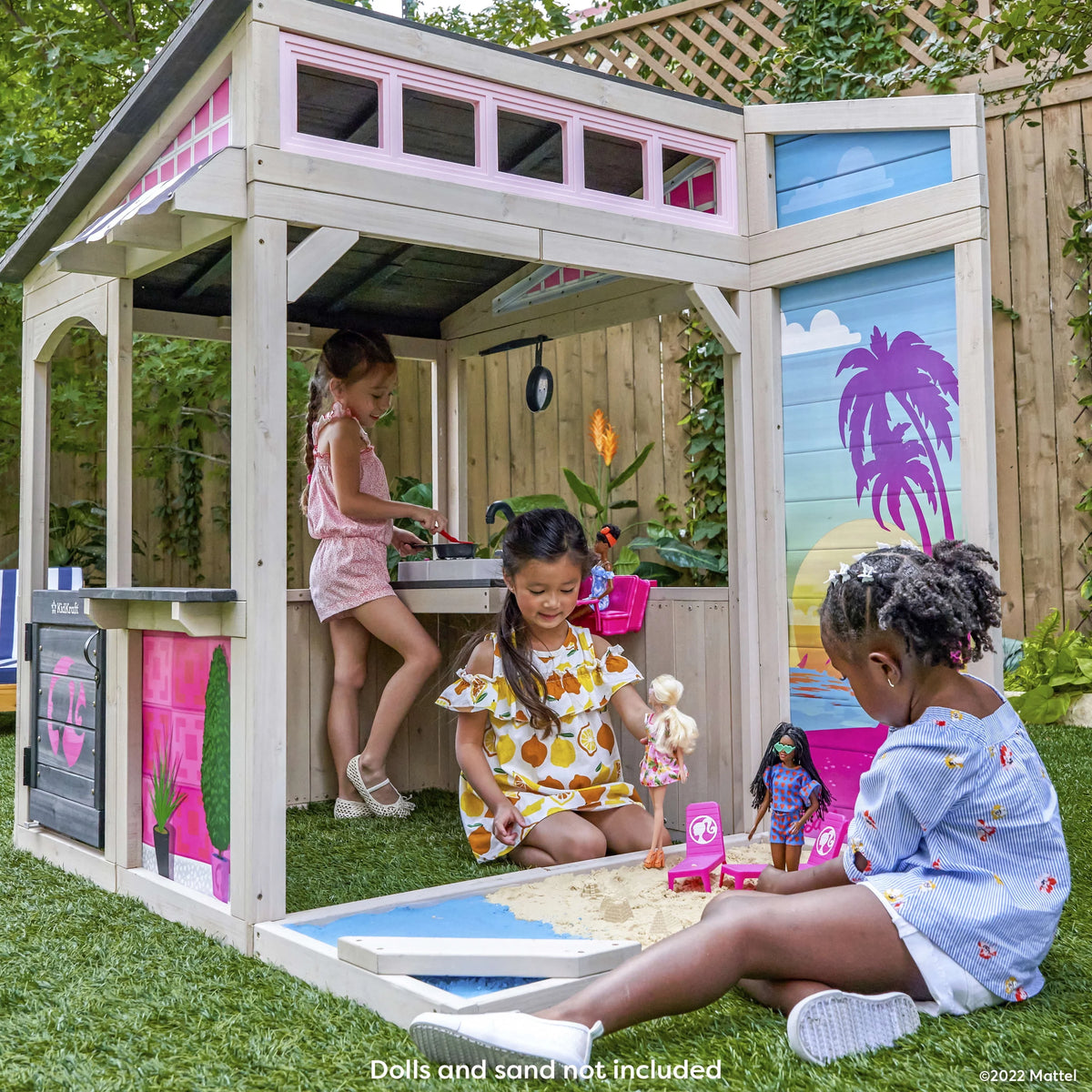 Wooden Outdoor Playhouse with Doll Table and Chairs E311137