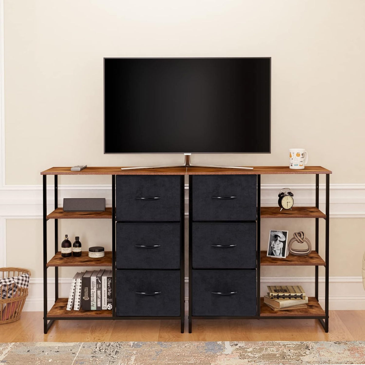 3 Drawer Dresser with Shelves K779663