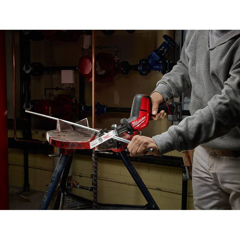12V Lithium-Ion Brushless Cordless Reciprocating Saw Kit U729800