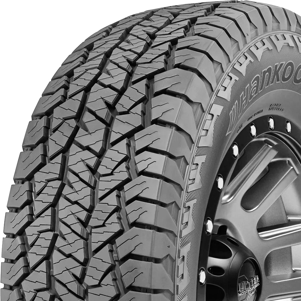 255/70R18 113T Tire S129
