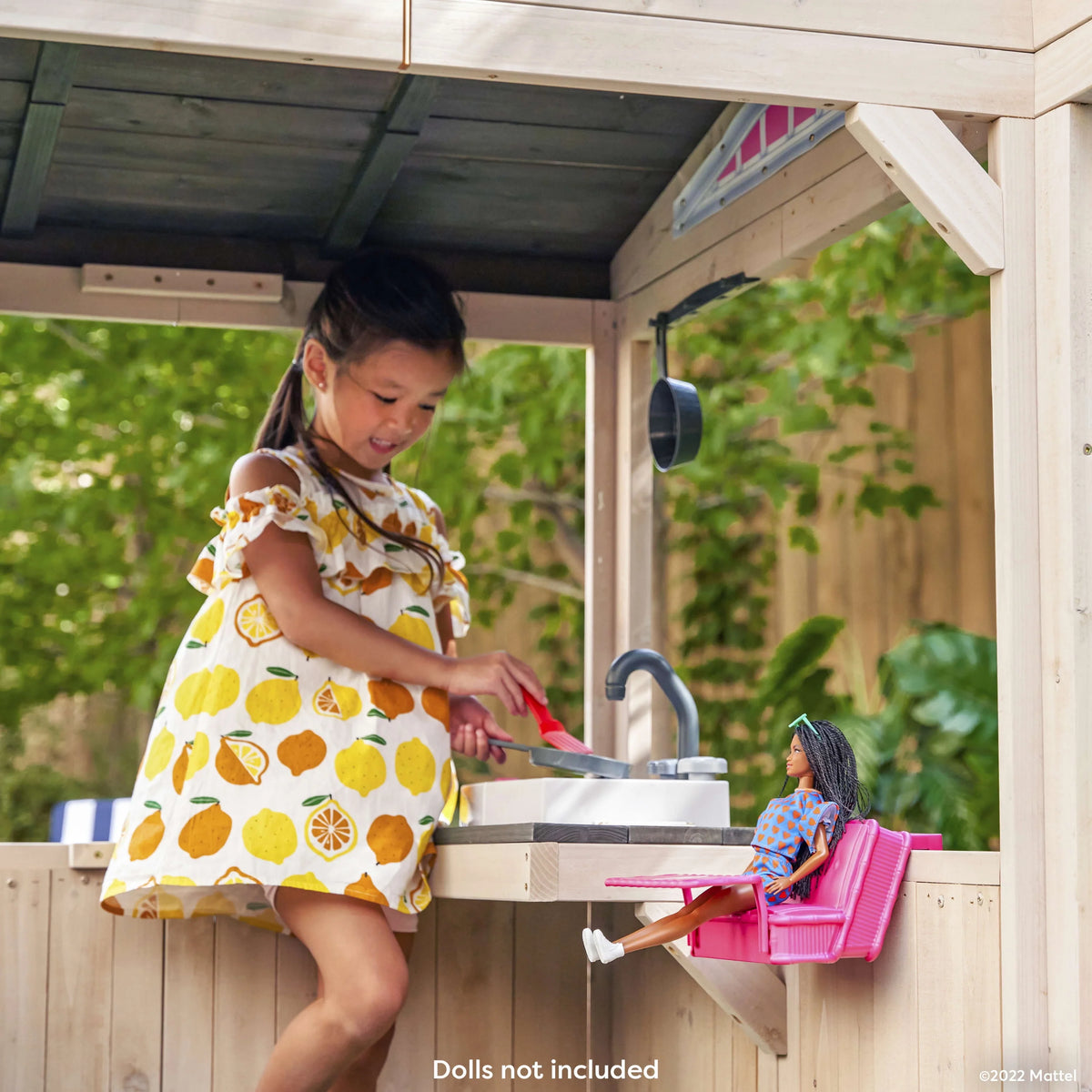 Wooden Outdoor Playhouse with Doll Table and Chairs E311137